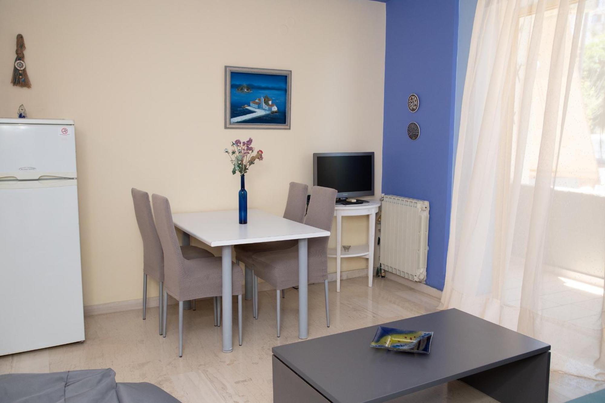 Eftihia Apartments By The Sea Rethymno  Exterior photo