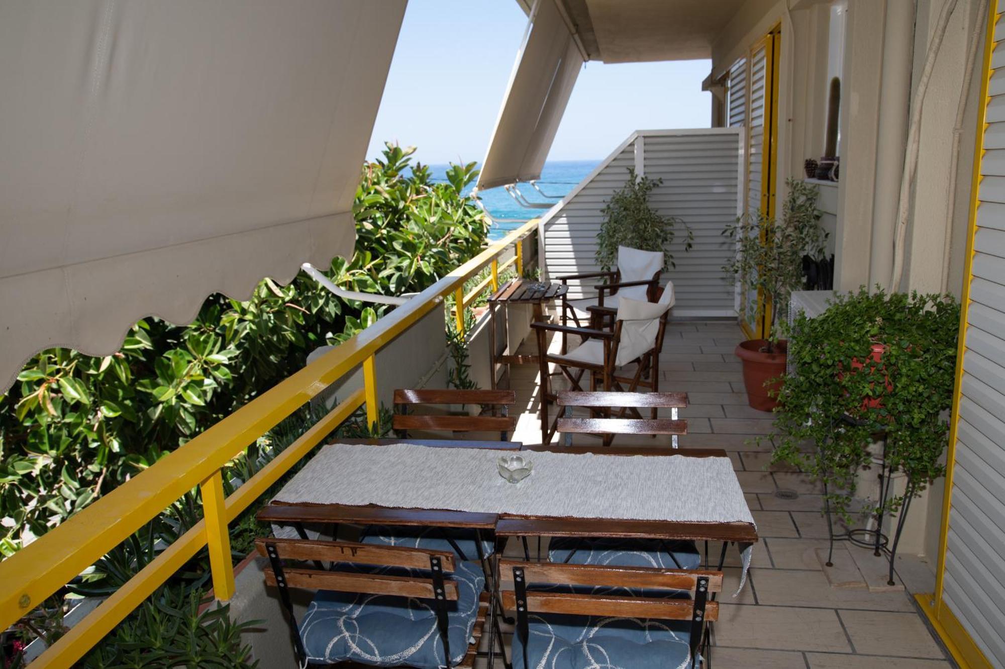 Eftihia Apartments By The Sea Rethymno  Exterior photo